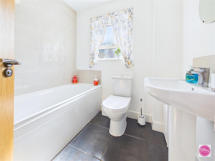 Images for Rowan Drive, Midway, Swadlincote