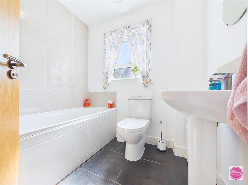 Images for Rowan Drive, Midway, Swadlincote