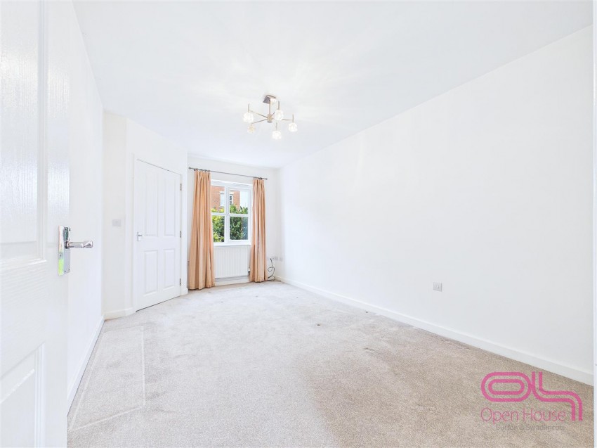 Images for Blakeholme Court, Burton-On-Trent