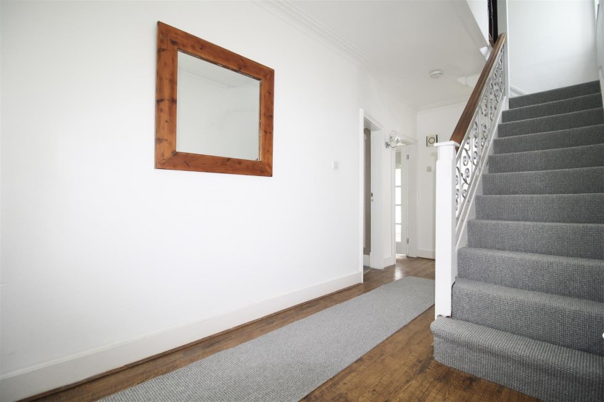 Images for Alwoodley Lane, Leeds