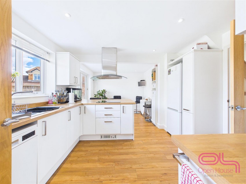 Images for Langer Close, Branston, Burton on Trent