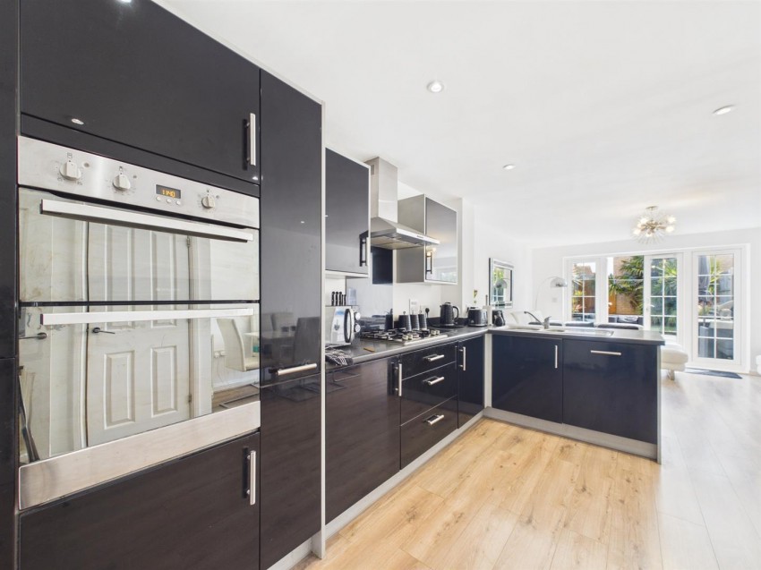 Images for Seaview Avenue, Peacehaven