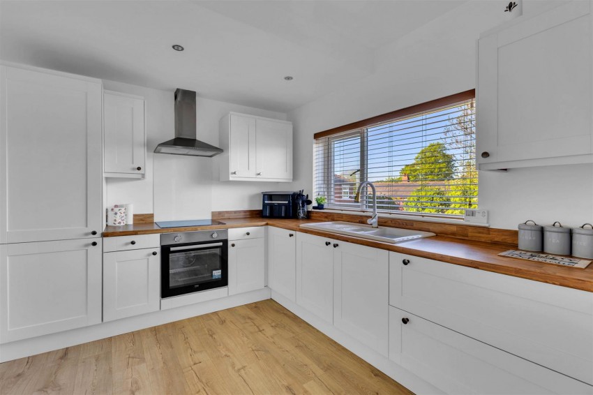 Images for Beadon Avenue, Waterloo, Huddersfield, HD5