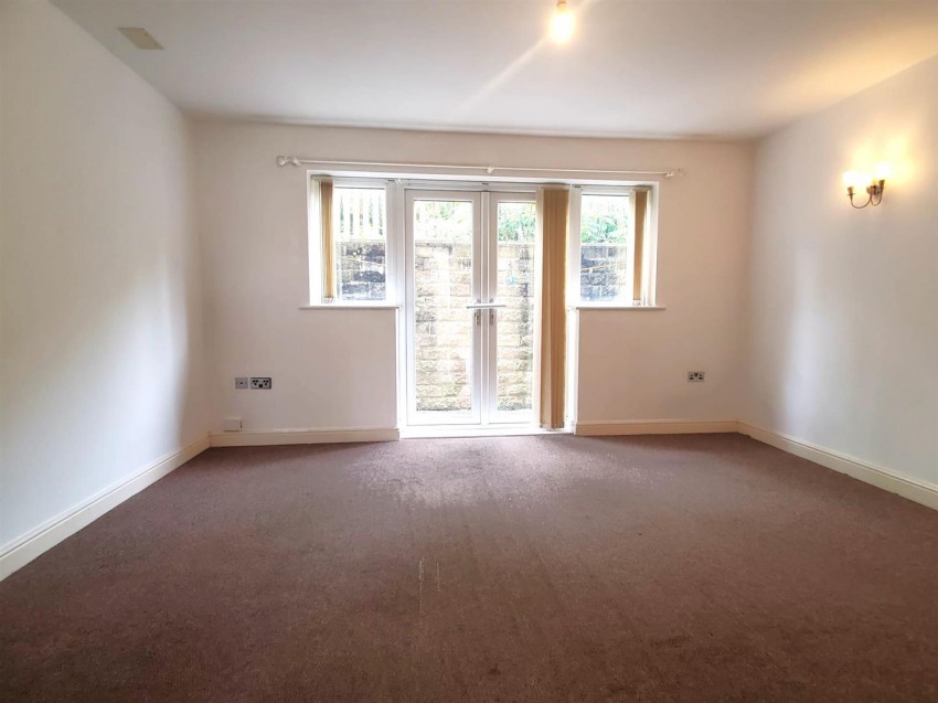 Images for Nabcroft Lane, Crosland Moor, HD4
