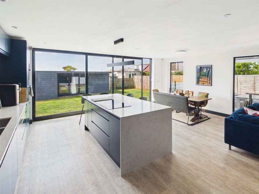 Images for York Road, Peacehaven