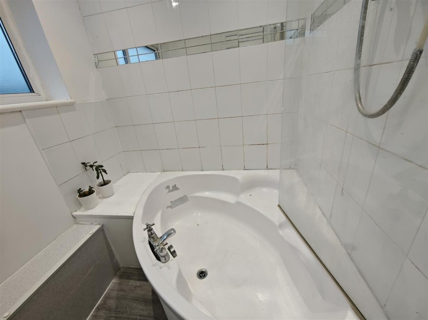 Images for Greenstone Drive, Salford
