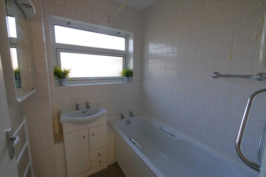 Images for Seaview Court, Bath Road.