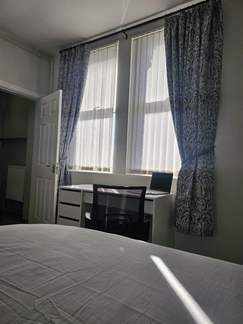 Images for Room 3, 2 Hannan Road, Liverpool