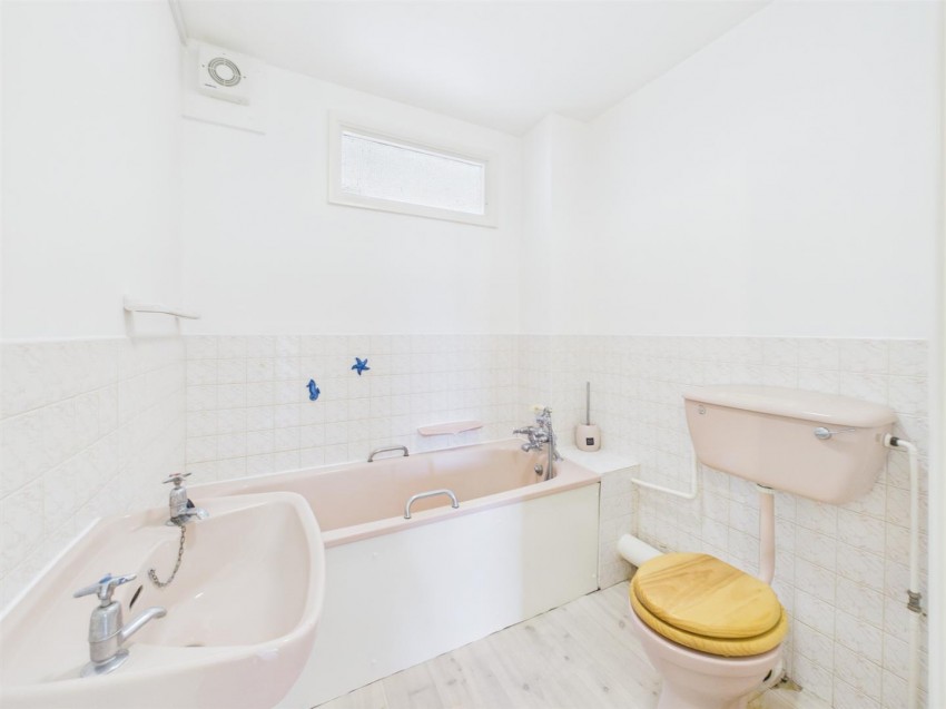 Images for Sutton Avenue, Peacehaven
