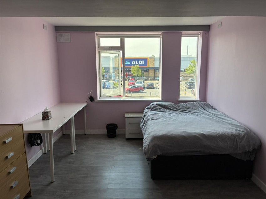 Images for Farnham Road, Slough