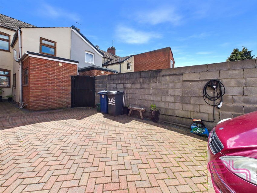 Images for Uxbridge Street, Burton-On-Trent