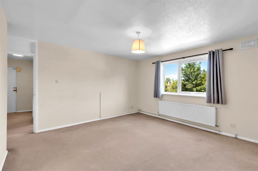Images for Gilligan Close, Horsham