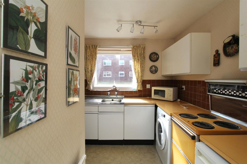 Images for Sutton Close, Beckenham