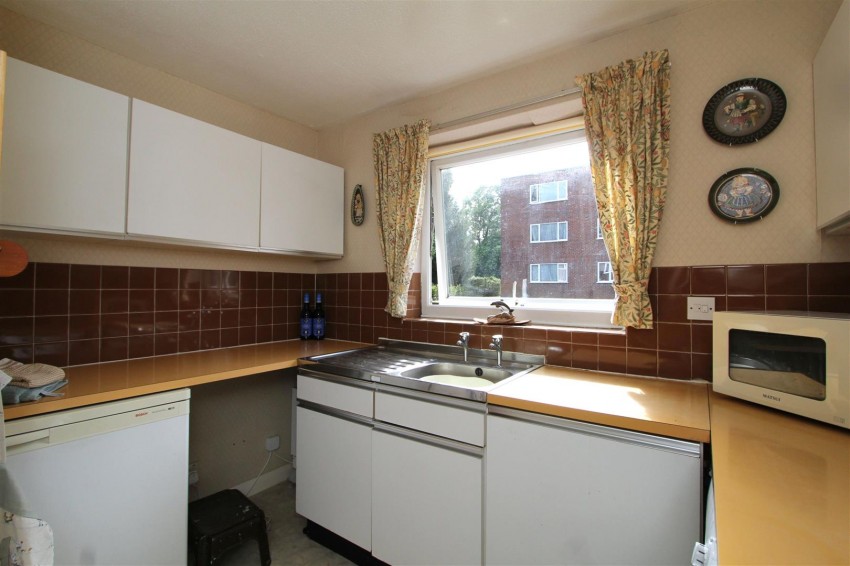 Images for Sutton Close, Beckenham
