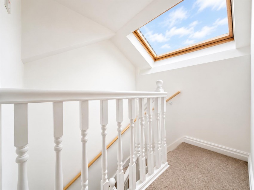 Images for Aviary Place, Leeds