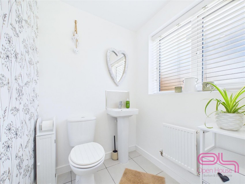 Images for St. Marys Drive, Stretton, Burton-On-Trent