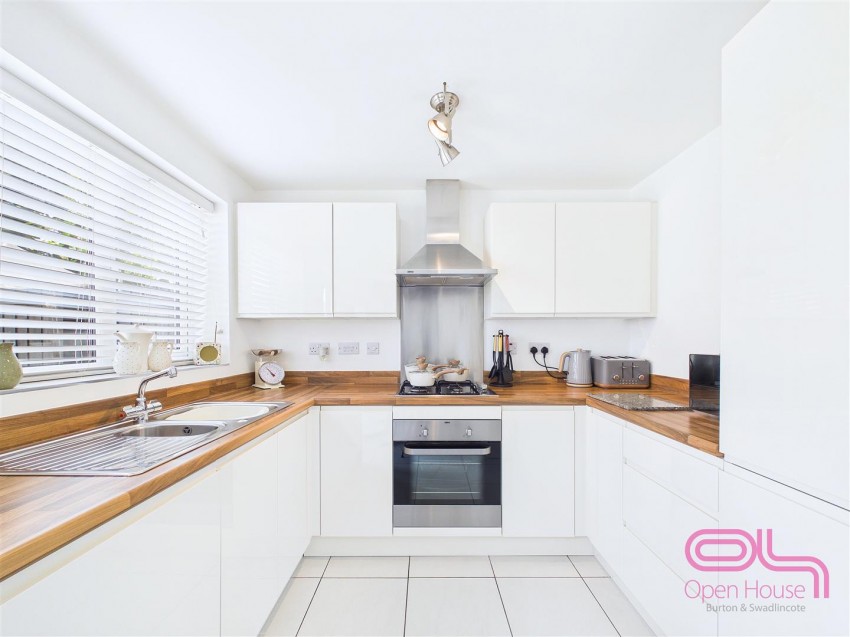 Images for St. Marys Drive, Stretton, Burton-On-Trent