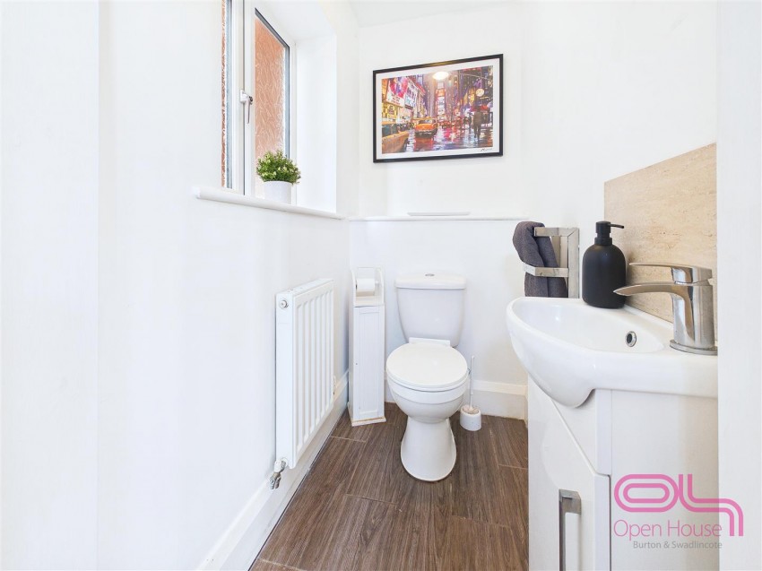 Images for Henhurst Ridge, Burton-On-Trent