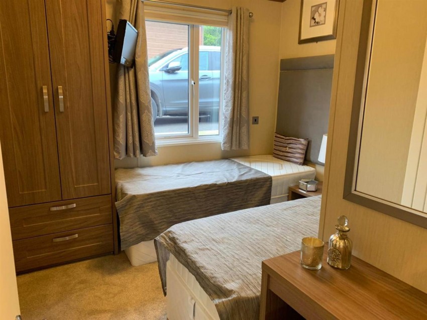 Images for Pemberton Glendale