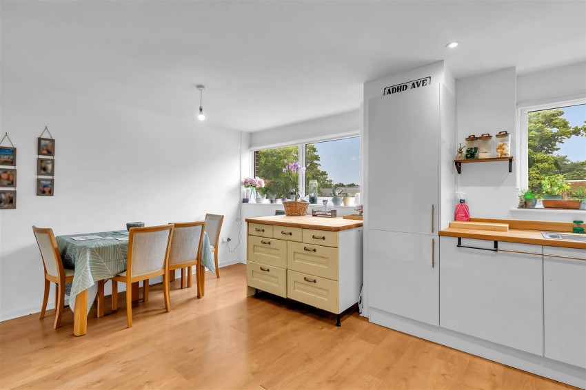 Images for April Close,,Horsham