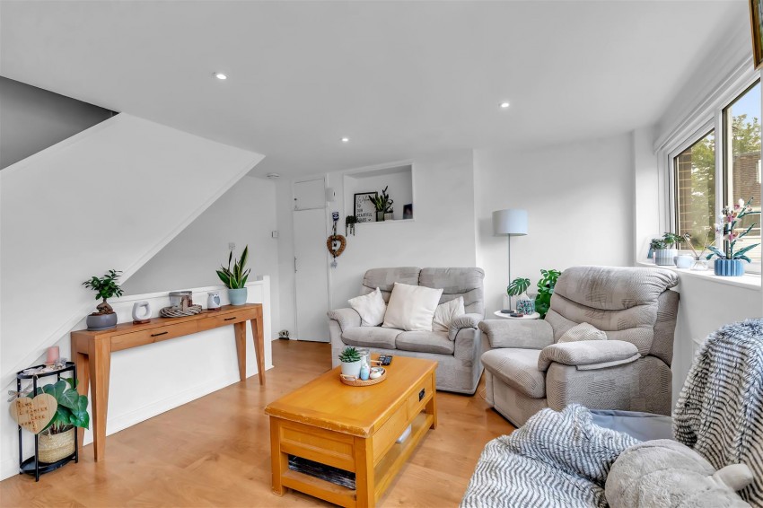 Images for April Close,,Horsham