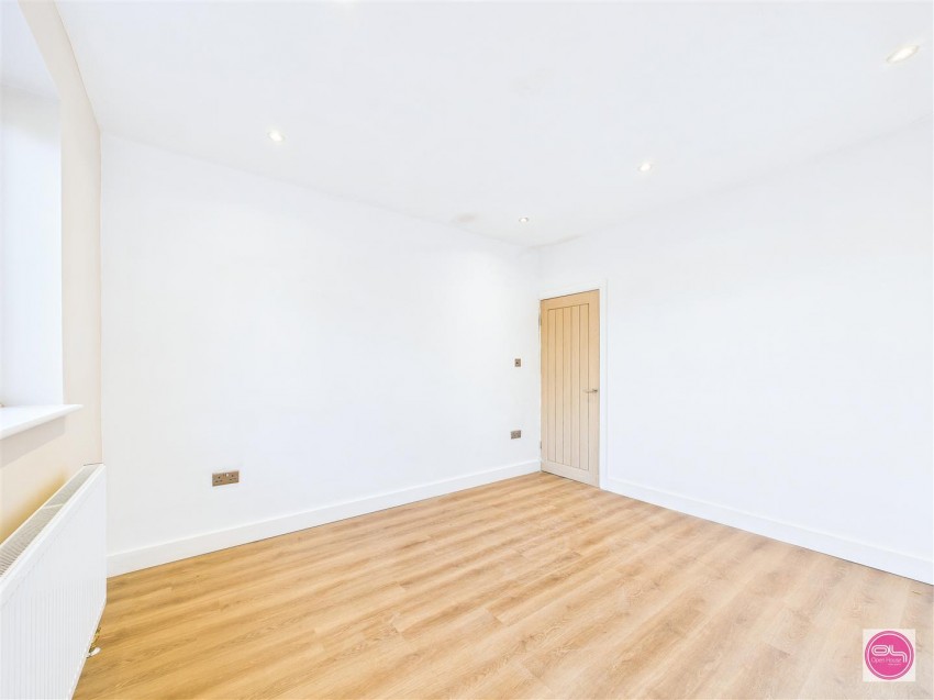 Images for Moat Bank, Bretby, Burton-On-Trent