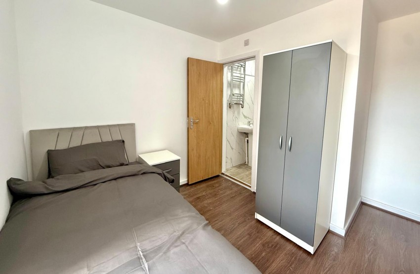 Images for St Benedicts Road