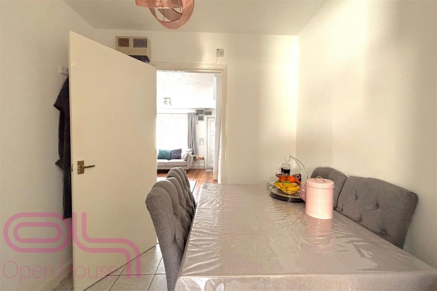 Images for Heathlands Way, Hounslow