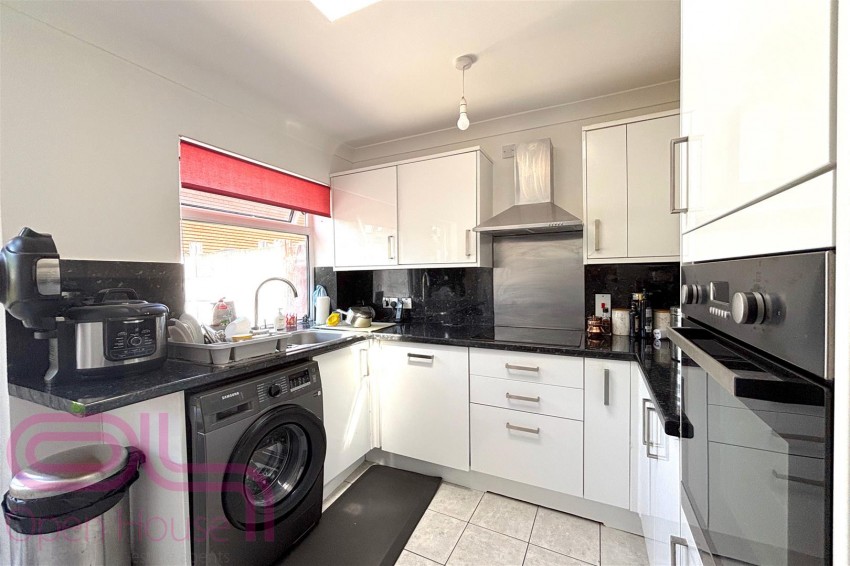 Images for Heathlands Way, Hounslow