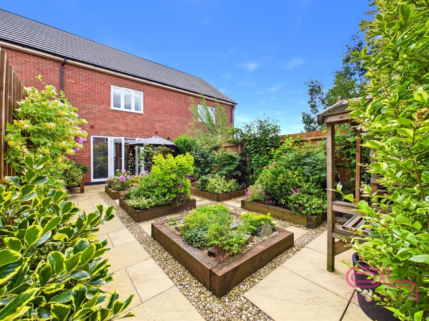 Images for Chestnut Close, Burton-On-Trent