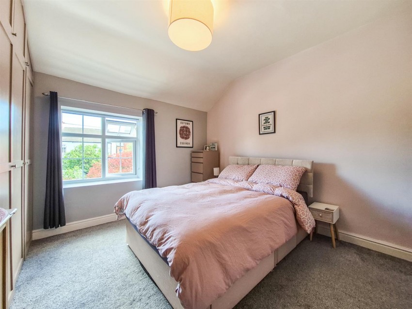 Images for Lake Place, Wirral