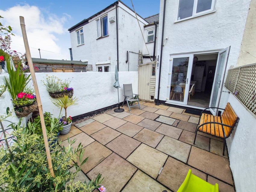 Images for Lake Place, Wirral