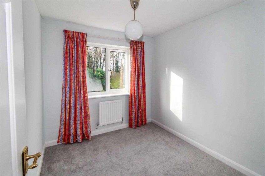 Images for Lanyon Close,,Horsham