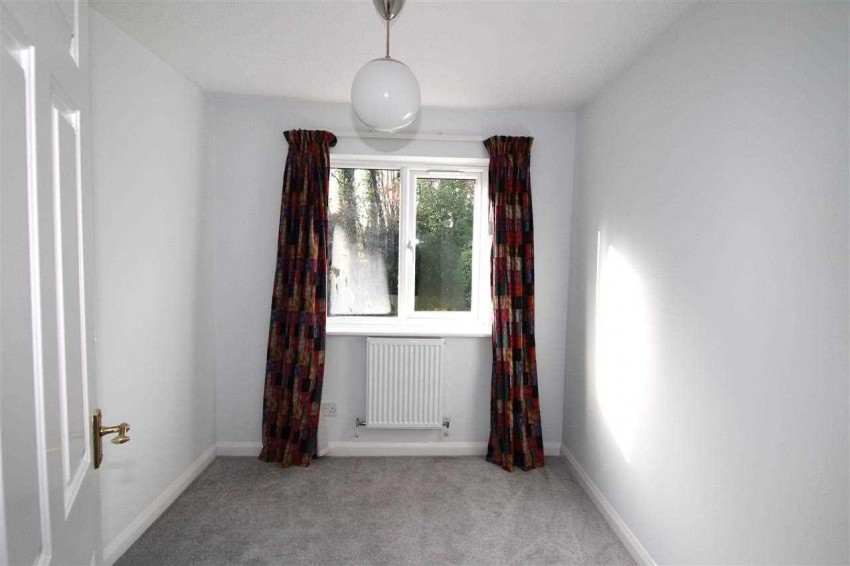 Images for Lanyon Close,,Horsham