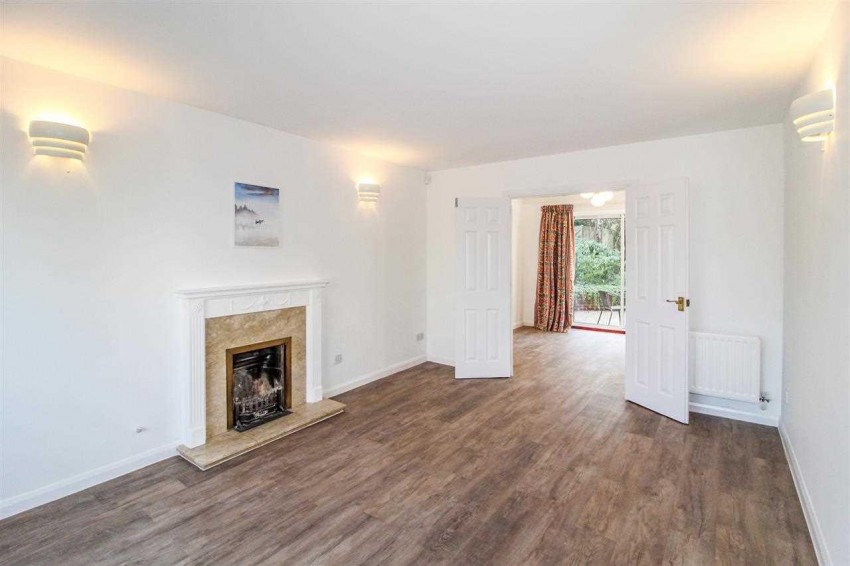 Images for Lanyon Close,,Horsham