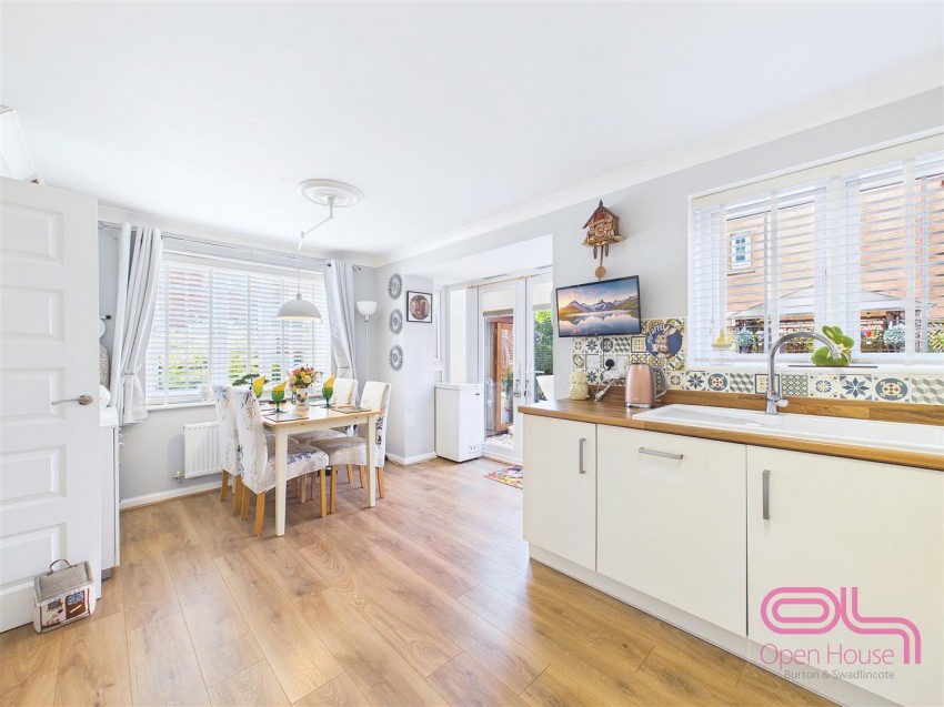 Images for Edinburgh Road, Church Gresley, Swadlincote