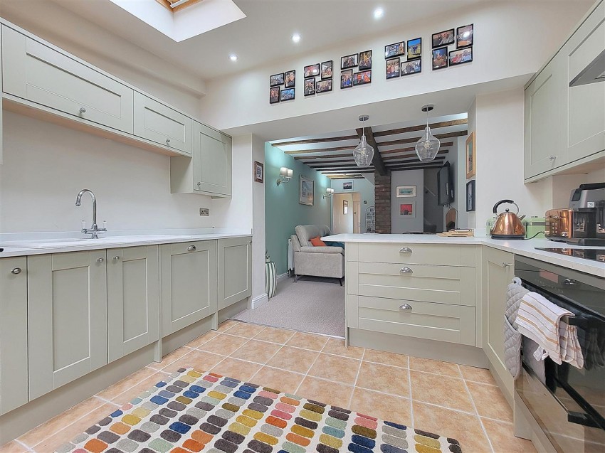 Images for Hampton, Malpas
