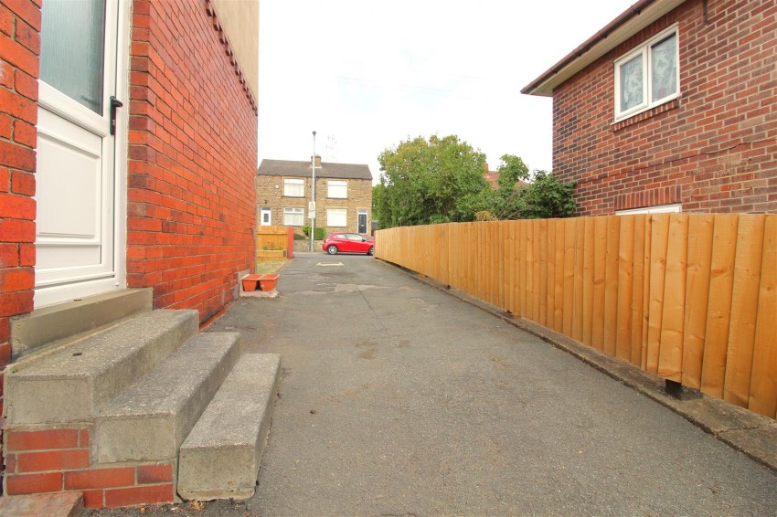 Images for Rawthorpe Lane, Huddersfield, HD5