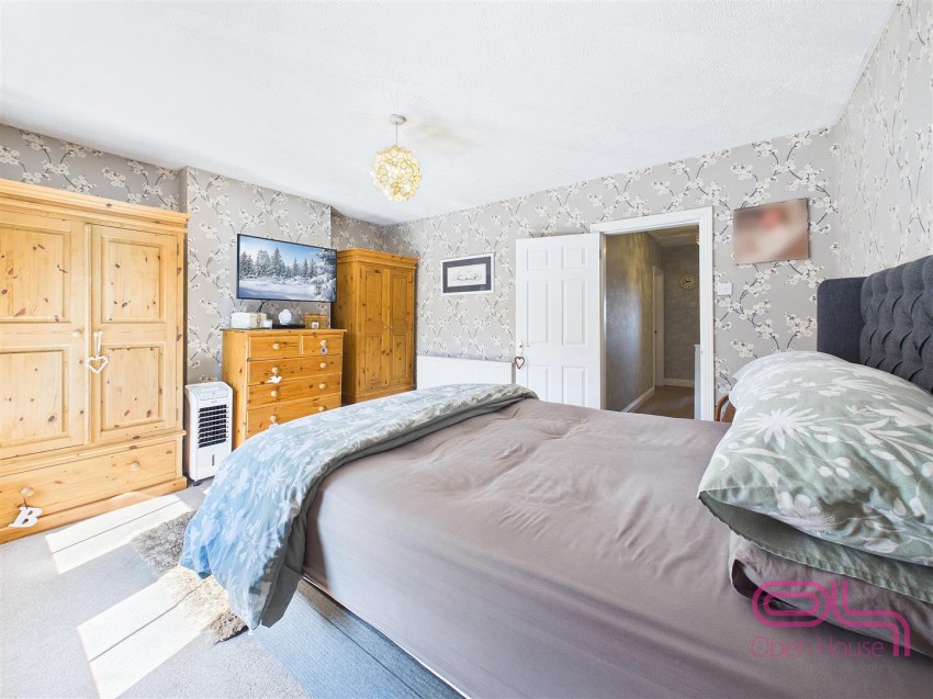 Images for Calais Road, Burton-On-Trent