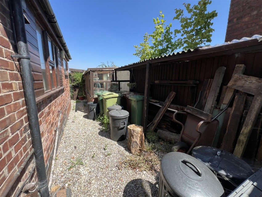 Images for School Road, Meadowbank, Winsford