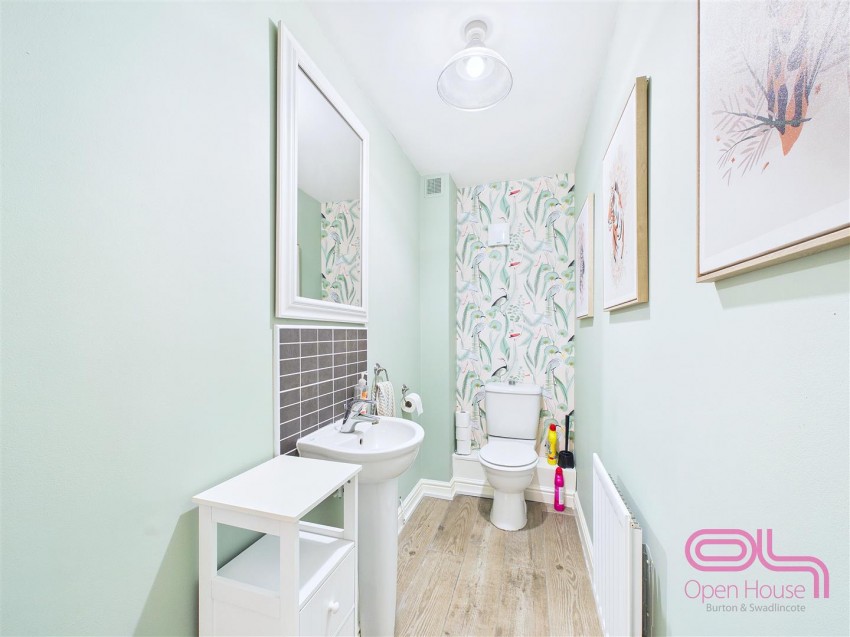 Images for Luton Road, Church Gresley, Swadlincote